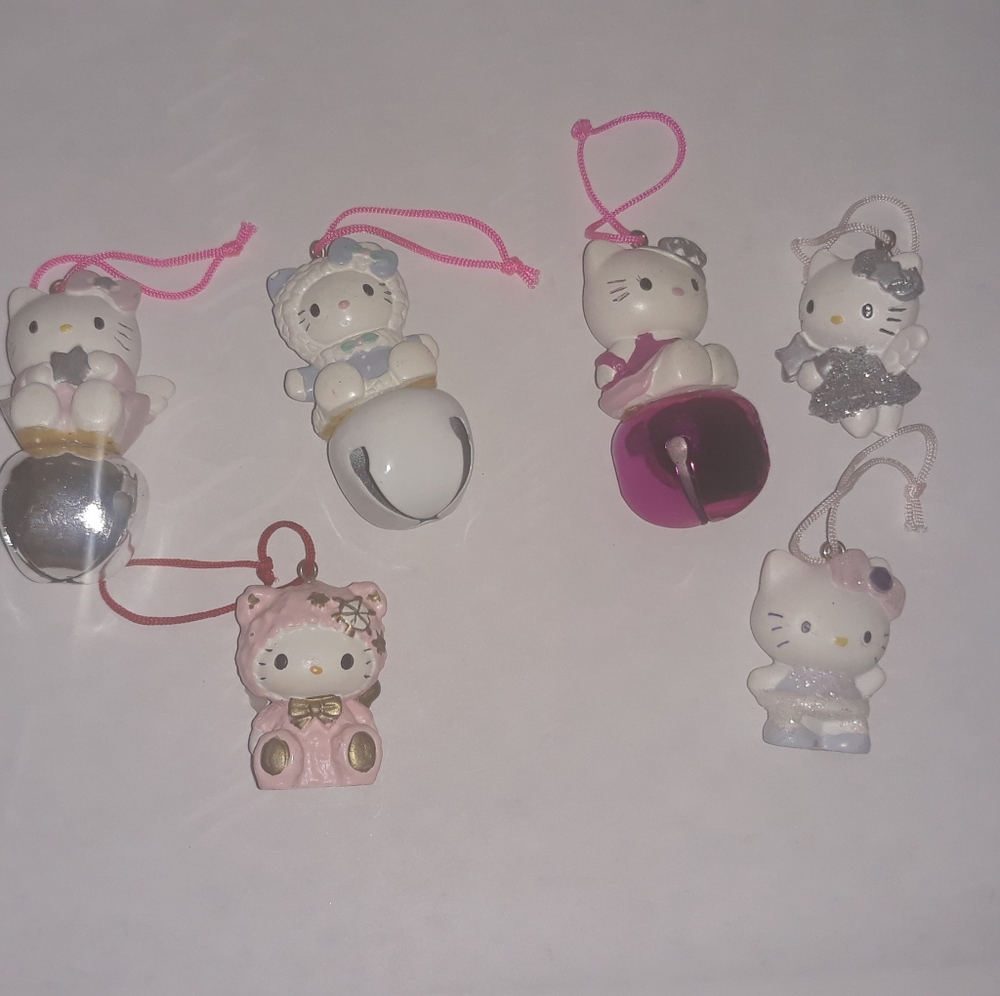 Mini Hello Kitty Ornament Set